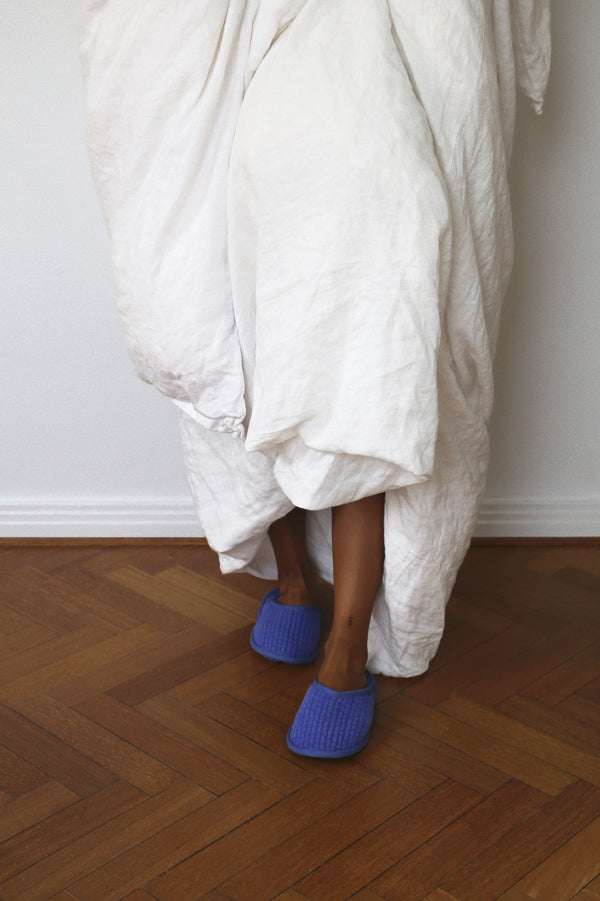 room slippers - cornflower blue