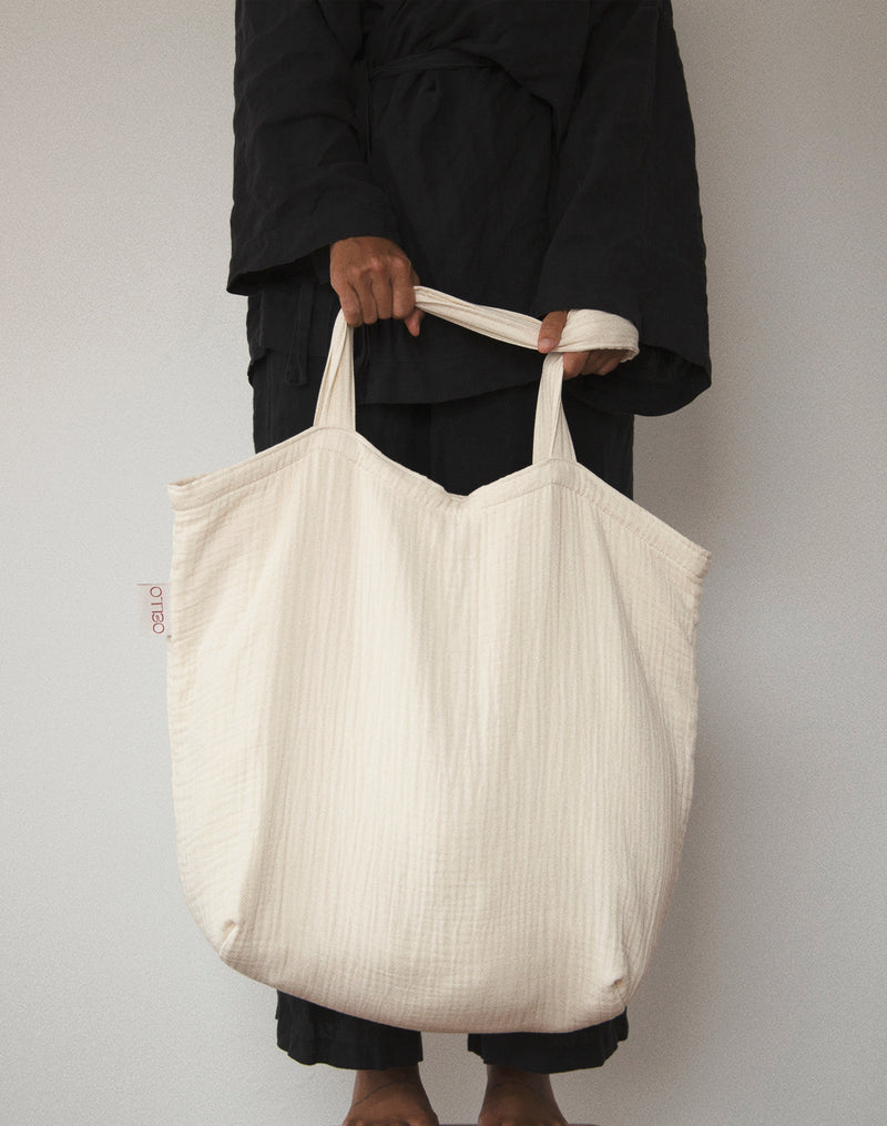 oversized everyday bag
